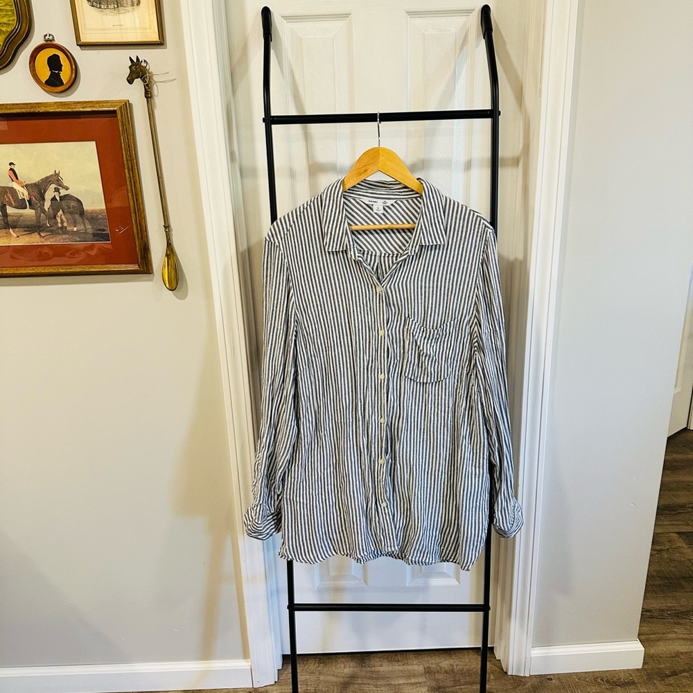 Old Navy Striped Classic Soft Button Down